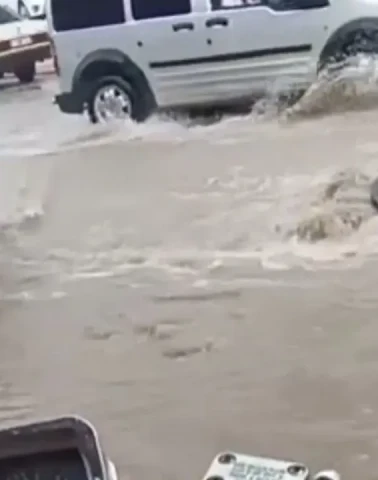 Osmaniye’de kuvvetli sağanak etkili oldu
