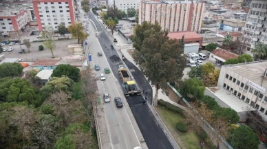 İzmir’de dev asfalt atağı! 30 ilçede yol yenileme seferberliği başladı