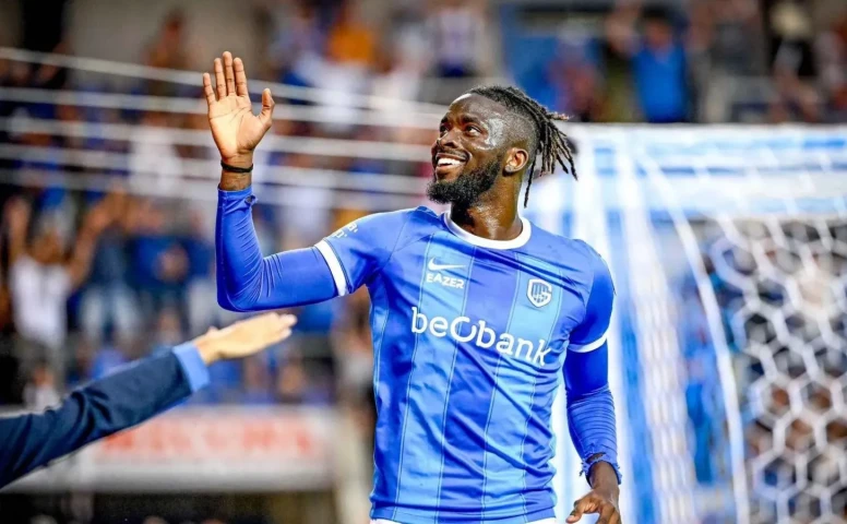 Nijeryalı Forvet Arokodare İçin Galatasaray ve Trabzonspor Karşı Karşıya!